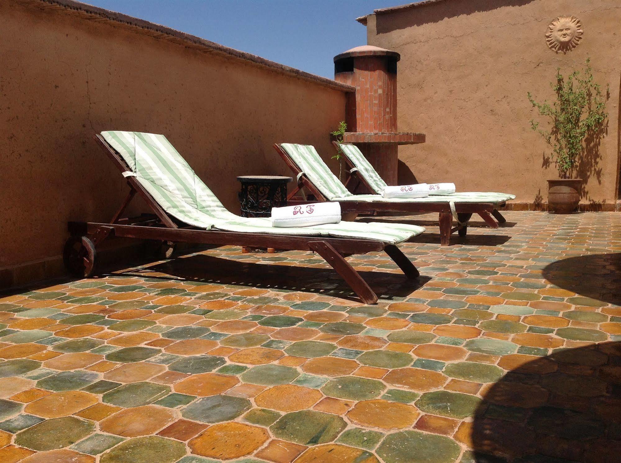 Riad Timadrouine Timatraouine Buitenkant foto